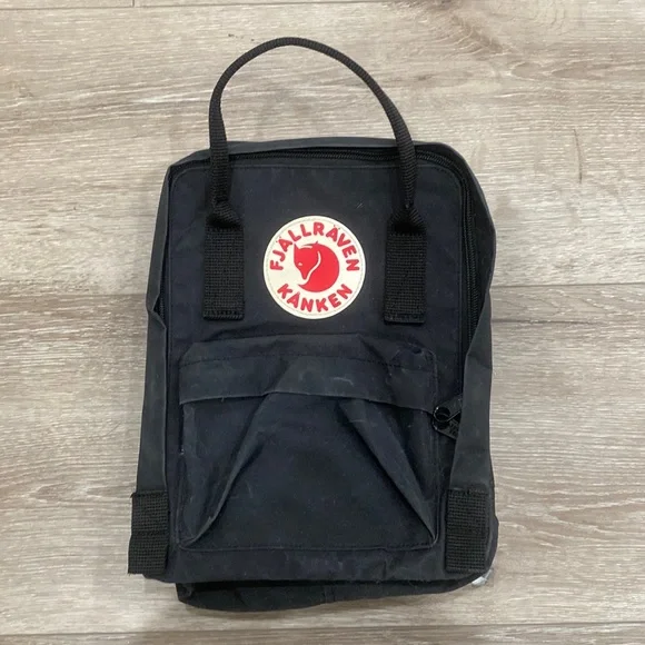 FJALLRAVEN Kanken Mini Backpack - Picture 2 of 5